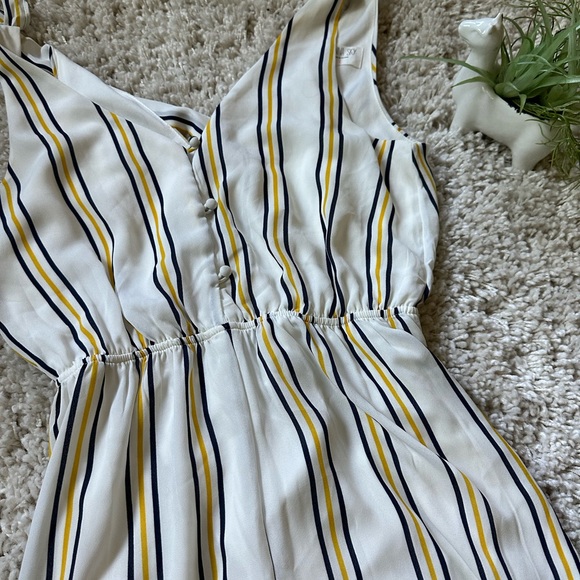 Sienna Sky long bow tie striped yellow summer beautiful jumpsuit romper bodysuit - Picture 3 of 5